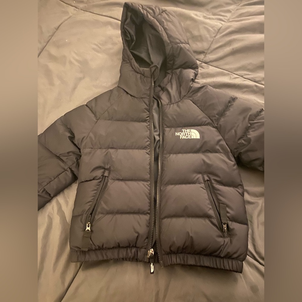Beautiful kids XXS black reversible puffer The North Face 550